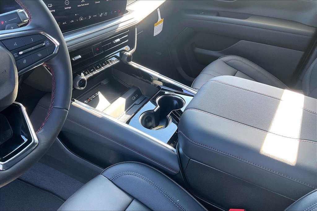 New 2027 Chevrolet Tahoe RST w/ Advanced Technology Package AWD/4WD image 23