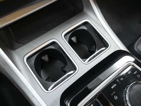 Used 2023 BMW 760i xDrive w/ Parking Assistance Package image 70