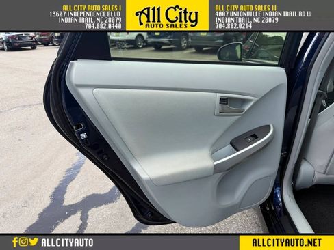Used 2012 Toyota Prius Three FWD image 12