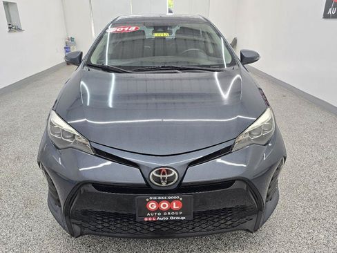 Used 2018 Toyota Corolla SE FWD image 2