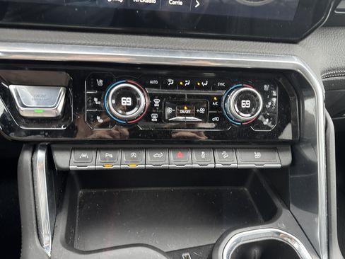 Used 2022 GMC Sierra 1500 Denali AWD/4WD image 25