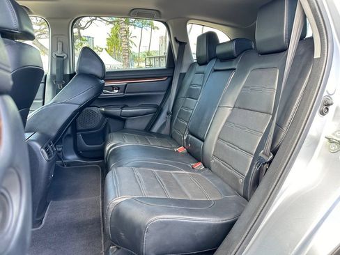 Used 2017 Honda CR-V Touring image 11