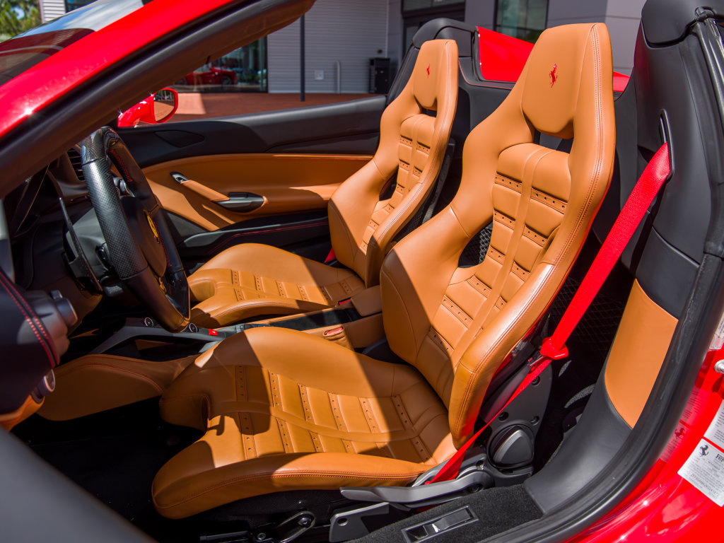 Certified 2019 Ferrari 488 Spider RWD image 9