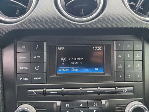 Used 2018 Ford Mustang Coupe image 11