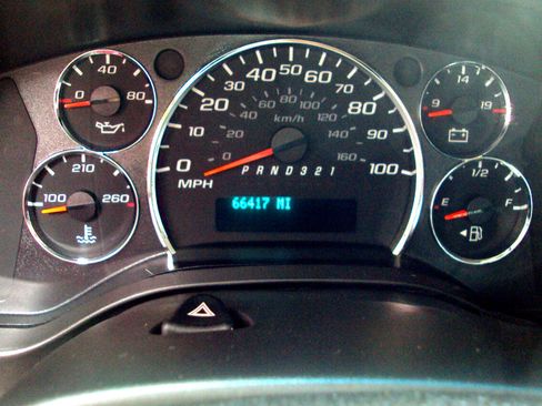 Used 2013 Chevrolet Express 1500 LT w/ LT Preferred Equipment Group image 19