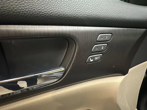 Used 2013 Honda Accord EX-L image 16
