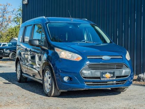 Used 2017 Ford Transit Connect XLT image 8