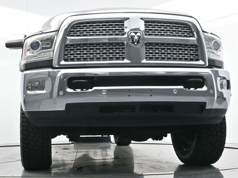 Used 2018 RAM 2500 Laramie AWD/4WD image 46