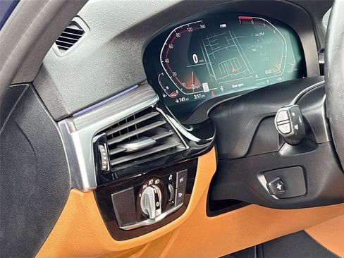 Used 2021 BMW 530i 530i image 10