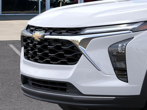 New 2026 Chevrolet Trax LT FWD image 13