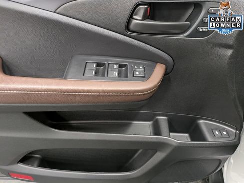 Used 2024 Honda Passport EX-L image 9