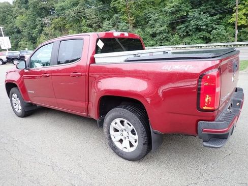Used 2017 Chevrolet Colorado LT AWD/4WD image 5