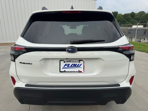 Used 2026 Subaru Forester Premium AWD/4WD image 18