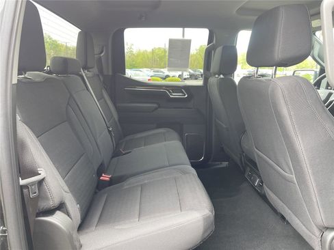 Used 2025 Chevrolet Silverado 1500 LT image 36