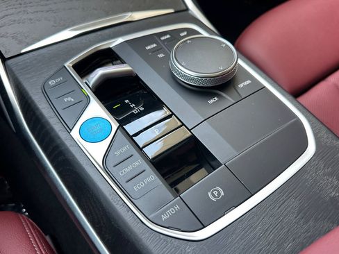 Used 2023 BMW i4 eDrive35 w/ Premium Package RWD image 17