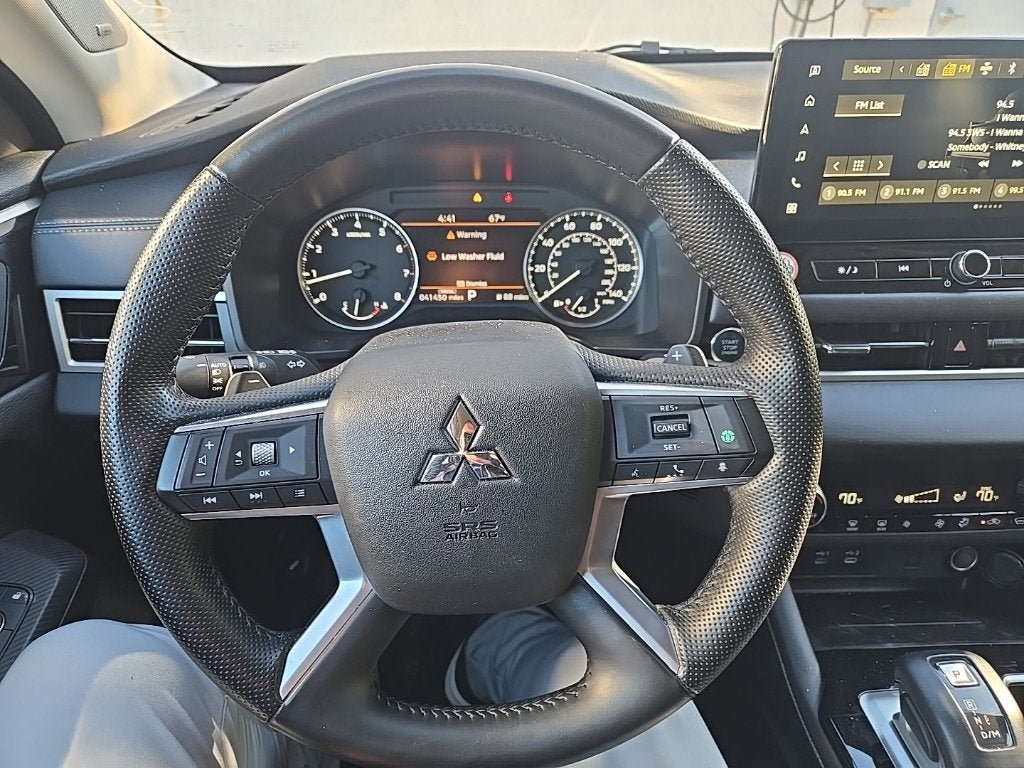 Used 2025 Mitsubishi Outlander SE AWD/4WD image 7