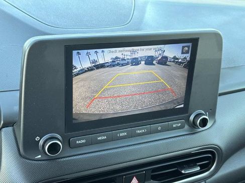 Used 2022 Hyundai Kona SEL image 16