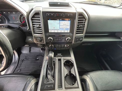 Used 2018 Ford F150 Raptor w/ Equipment Group 802A Luxury image 19