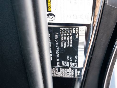 Used 2023 Mercedes-Benz Metris Passenger image 60
