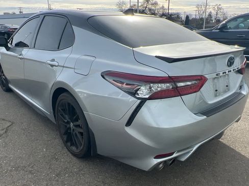 Used 2023 Toyota Camry XSE image 4