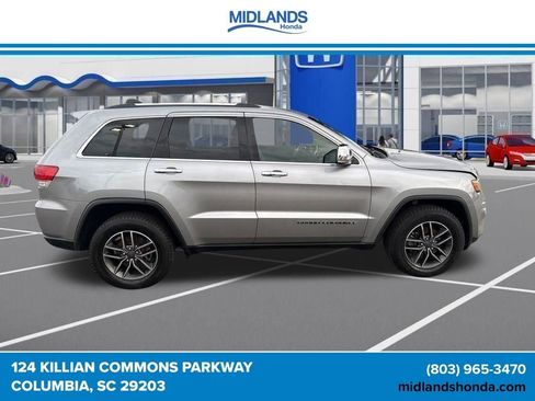 Used 2019 Jeep Grand Cherokee Limited AWD/4WD image 16