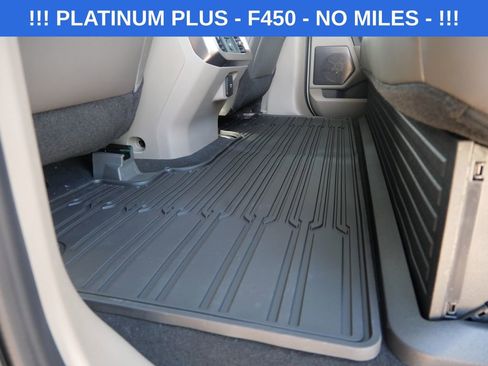 Used 2026 Ford F450 Platinum w/ Platinum Plus Package image 16