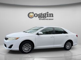 Used 2012 Toyota Camry L video 1
