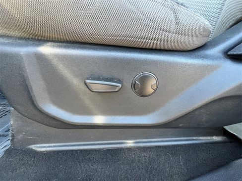 Used 2021 Ford F250 XLT w/ XLT Premium Package image 27