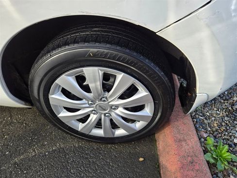 Used 2016 Nissan Leaf S w/ Charger Package image 8