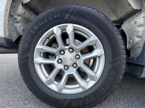 Used 2023 Chevrolet Silverado 1500 LT RWD image 18