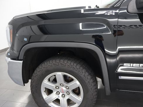 Used 2017 GMC Sierra 1500 SLT w/ Suspension Package, Off-Road AWD/4WD image 31
