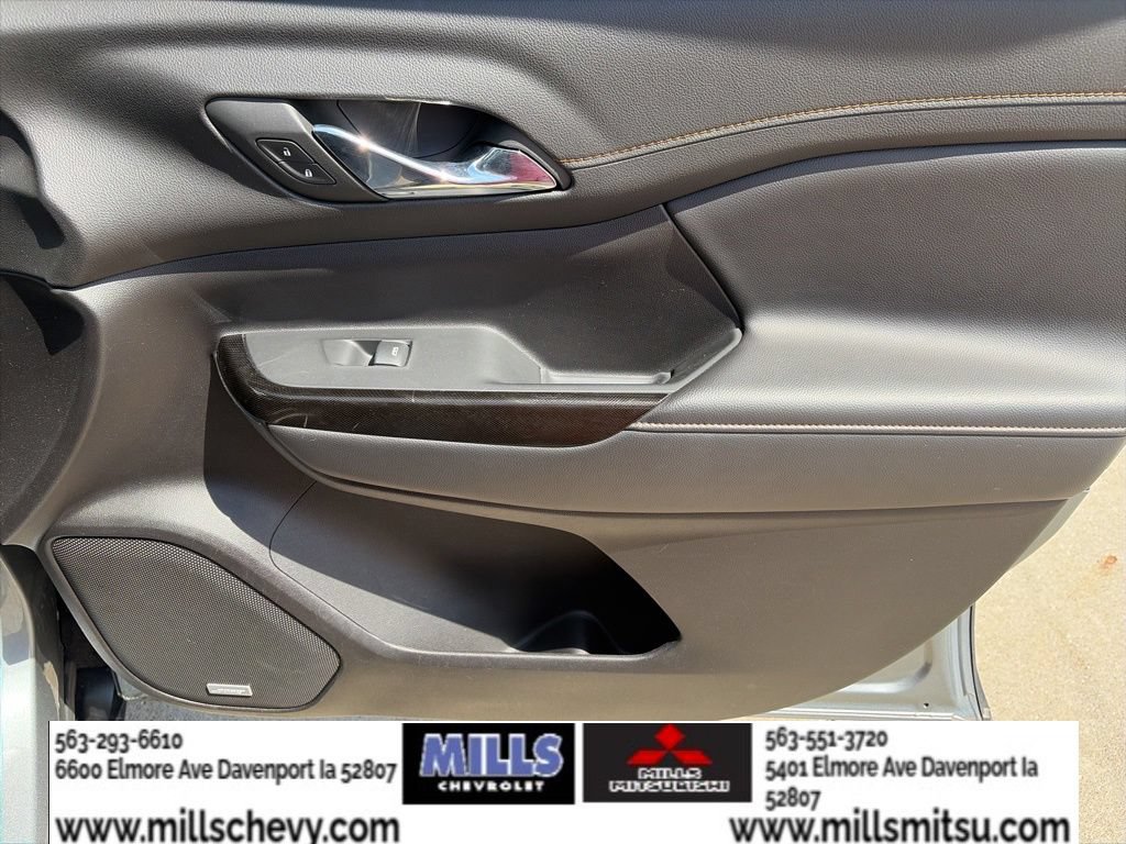 Used 2023 GMC Acadia AT4 w/ Technology Package AWD/4WD image 26