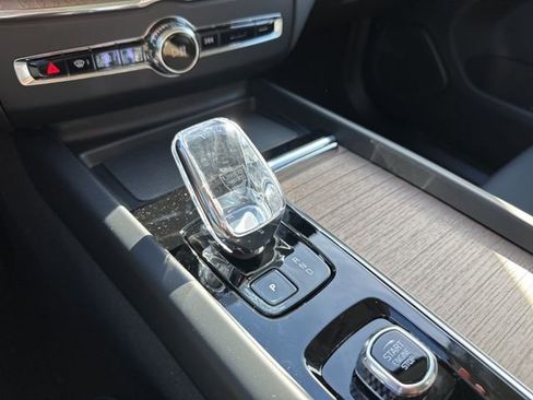 New 2026 Volvo XC60 B5 Plus w/ Protection Package Premier image 14