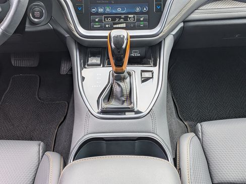 Used 2025 Subaru Outback Wilderness AWD/4WD image 19