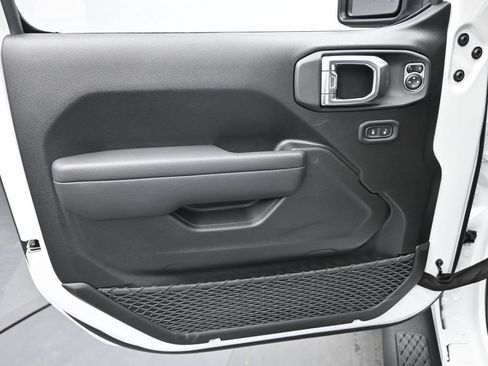 New 2026 Jeep Gladiator Sport AWD/4WD image 25