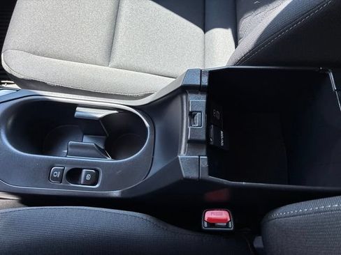 Used 2026 Toyota Corolla LE FWD image 38
