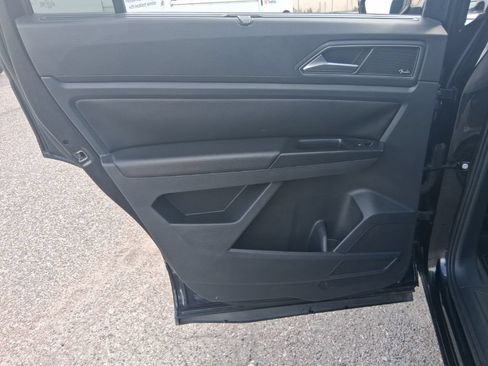 Used 2019 Volkswagen Atlas SEL Premium AWD/4WD image 16