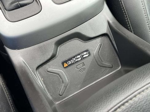 Used 2019 Chevrolet Colorado ZR2 w/ Colorado ZR2 Bison Edition AWD/4WD image 31