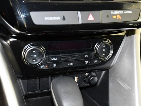 Used 2023 Mitsubishi Eclipse Cross LE AWD/4WD image 28