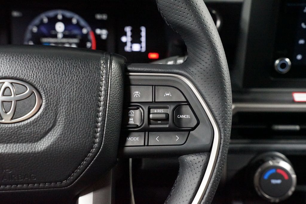 New 2026 Toyota 4Runner SR5 AWD/4WD image 14