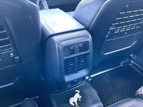 Certified 2025 Ford Bronco Badlands AWD/4WD image 33