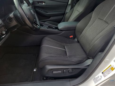 Used 2023 Honda Accord Sport image 14