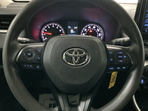 Used 2019 Toyota RAV4 LE w/ All Weather Liner Package AWD/4WD image 21