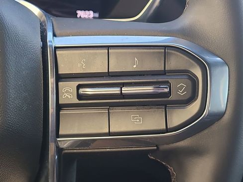 Used 2024 GMC Canyon Elevation w/ Convenience Package image 32