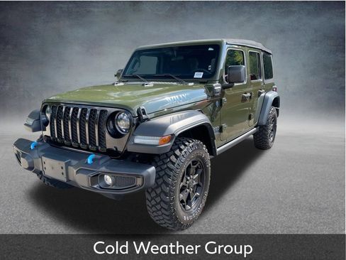 Used 2023 Jeep Wrangler Unlimited w/ Cold Weather Group AWD/4WD image 4