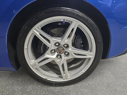 Used 2020 Chevrolet Corvette Stingray Coupe w/ 1LT image 26