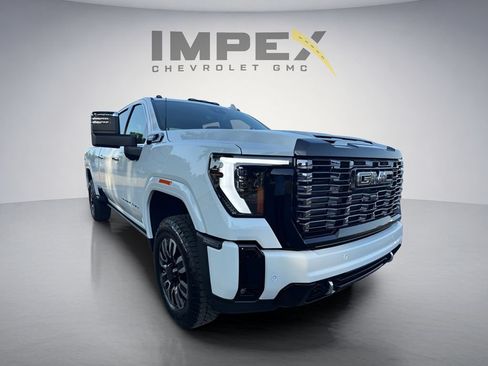 New 2026 GMC Sierra 2500 Denali Ultimate AWD/4WD image 8