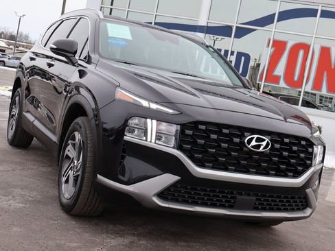 Certified 2023 Hyundai Santa Fe SEL image 7