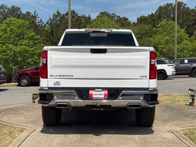 Used 2021 Chevrolet Silverado 1500 LTZ AWD/4WD image 6