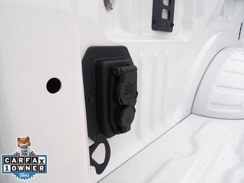 Certified 2022 Ford Explorer Limited w/ Limited Technology Package image 51